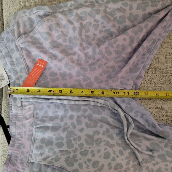 Sundry Women's Leopard Jogger Pant - Picture 5 of 9